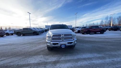 2018 RAM 2500 Laramie Crew Cab 4x4 6'4' Box