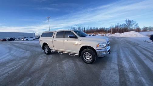 2018 RAM 2500 Laramie Crew Cab 4x4 6'4' Box