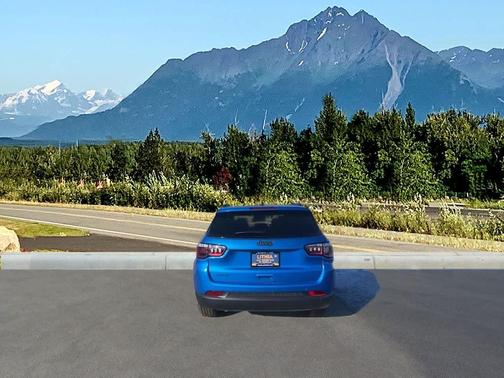 Hydro Blue Pearlcoat 2026 Jeep Compass Latitude