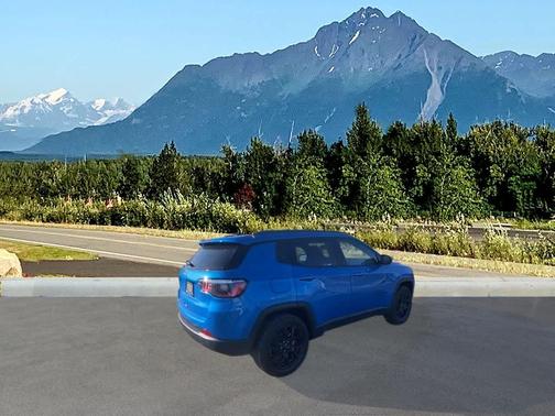 Hydro Blue Pearlcoat 2026 Jeep Compass Latitude