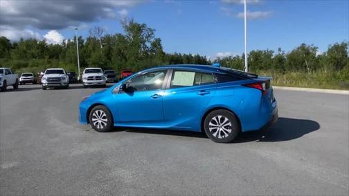 2022 Toyota Prius XLE