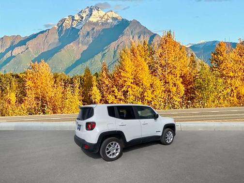 2023 Jeep Renegade Latitude