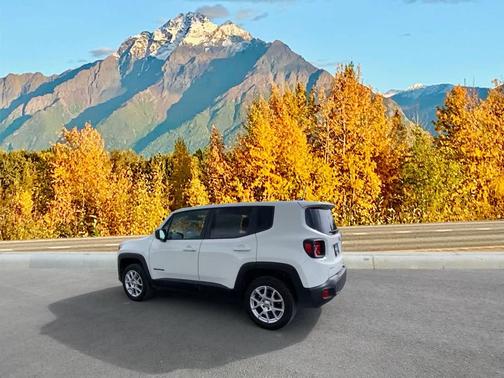 2023 Jeep Renegade Latitude