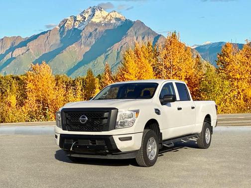 2022 Nissan Titan XD S