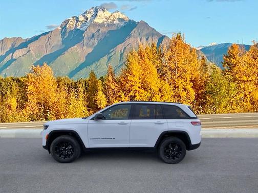 2024 Jeep Grand Cherokee Altitude