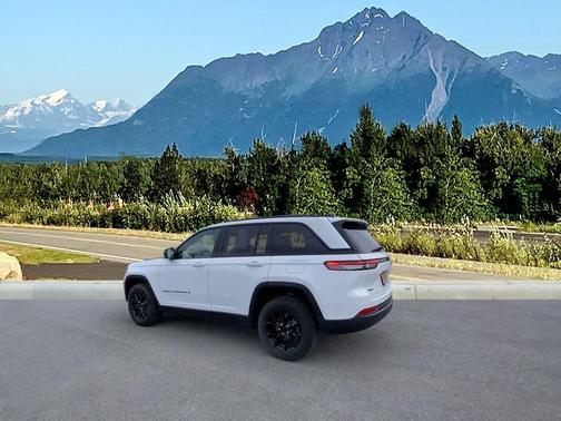 2024 Jeep Grand Cherokee Altitude