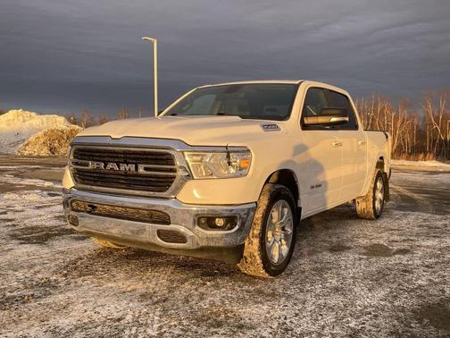Bright White Clearcoat 2020 RAM 1500 Big Horn/Lone Star