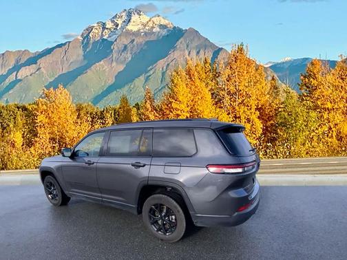 2024 Jeep Grand Cherokee L Altitude
