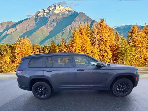 2024 Jeep Grand Cherokee L Altitude