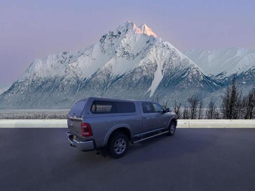 2021 RAM 2500 Laramie Crew Cab 4x4 6'4' Box