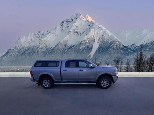 2021 RAM 2500 Laramie Crew Cab 4x4 6'4' Box