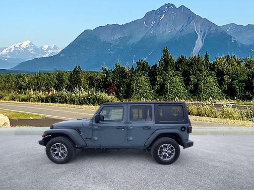 Anvil Clearcoat 2026 Jeep Wrangler Sport S