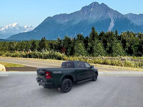 Serrano Green Metallic 2026 RAM 1500 Big Horn/Lone Star