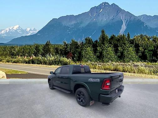 Serrano Green Metallic 2026 RAM 1500 Big Horn/Lone Star