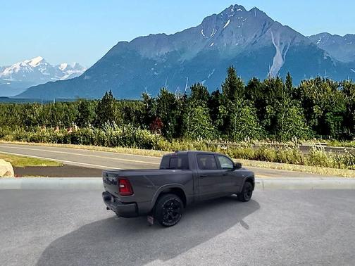 Granite Crystal Metallic Clearcoat 2026 RAM 1500 Big Horn/Lone Star