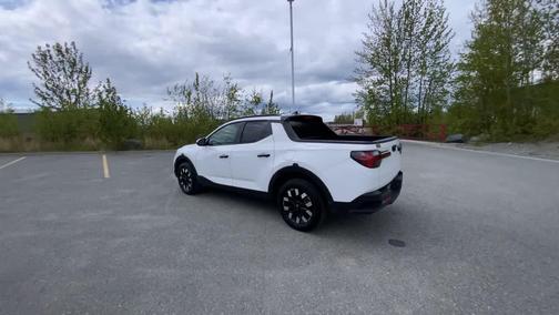 Atlas White 2025 Hyundai SANTA CRUZ SEL