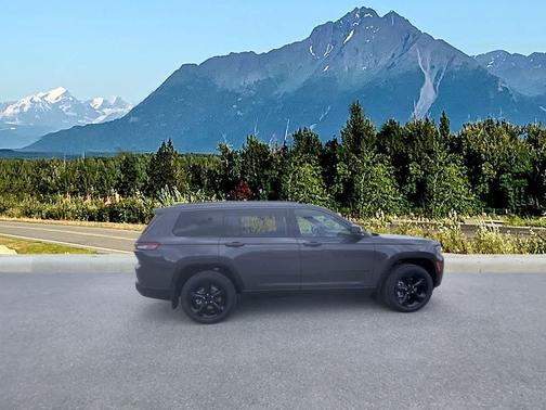 Baltic Gray Metallic Clearcoat 2026 Jeep Grand Cherokee L Limited