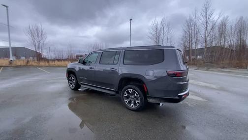 Baltic Gray Metallic Clearcoat 2024 Jeep Wagoneer L Series III 4x4