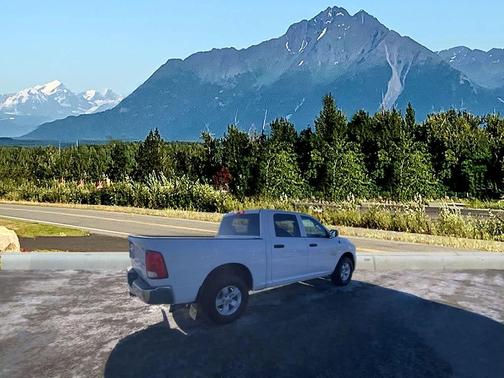 2022 RAM 1500 Classic SLT