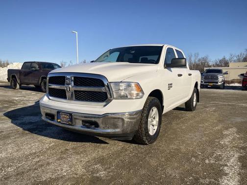 2022 RAM 1500 Classic SLT