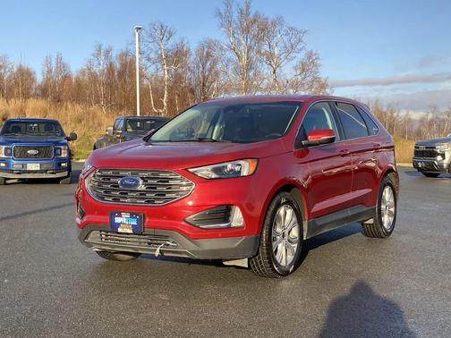 2023 Ford Edge Titanium