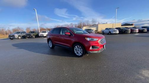 2023 Ford Edge Titanium