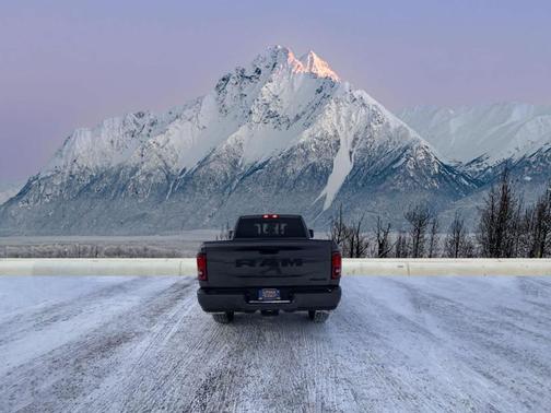 2026 RAM 2500 Black Express Crew Cab 4x4 6'4' Box