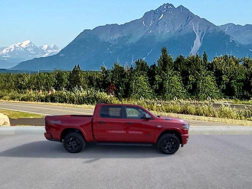 Molten Red Pearlcoat 2026 RAM 1500 Big Horn/Lone Star
