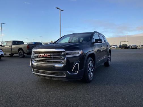 2023 GMC Acadia AWD SLT