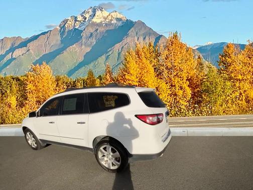 2017 Chevrolet Traverse Premier