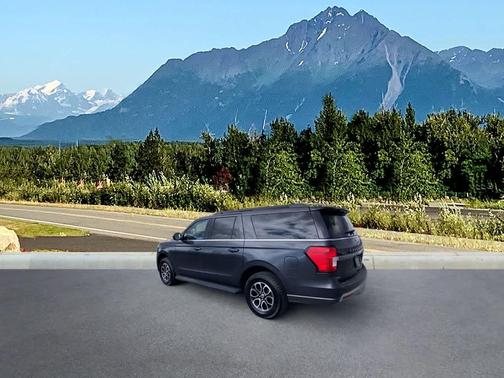 Dark Matter Gray Metallic 2024 Ford Expedition Max XLT