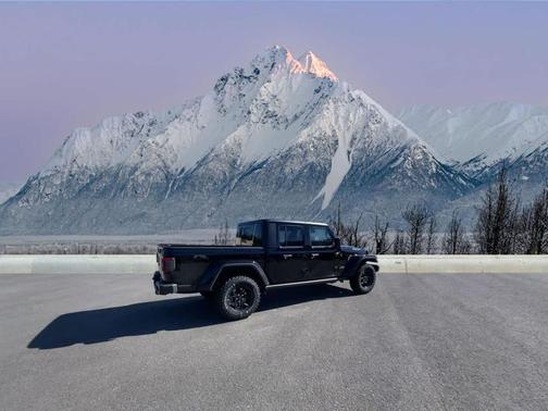 2025 Jeep Gladiator Willys