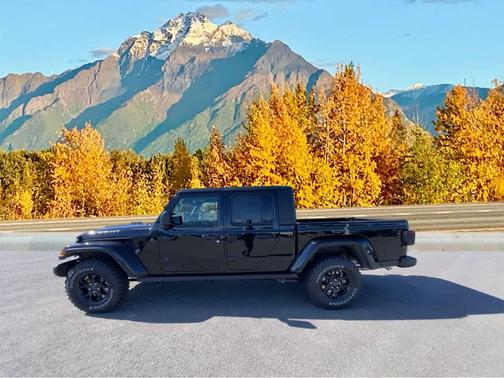 2025 Jeep Gladiator Willys
