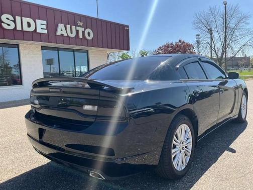 Pitch Black 2013 Dodge Charger R/T