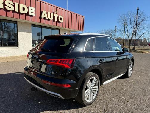 2018 Audi Q5 2.0T Premium Plus