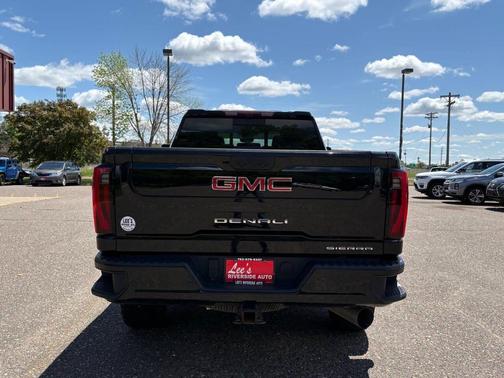 2024 GMC Sierra 2500 Denali