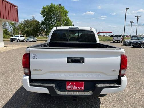 2019 Toyota Tacoma SR