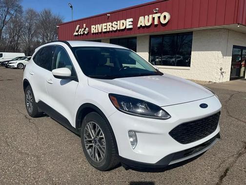 White 2021 Ford Escape SEL