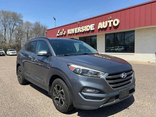 Coliseum Grey 2016 Hyundai TUCSON Limited