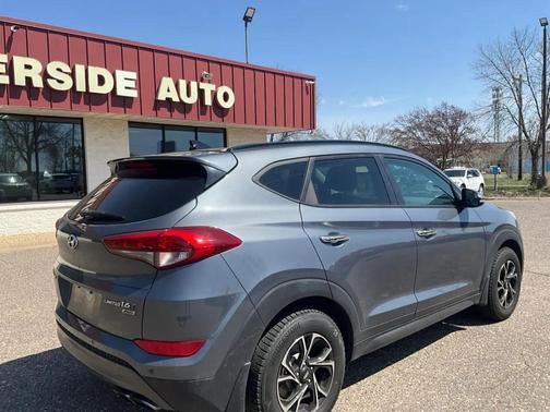 Coliseum Grey 2016 Hyundai TUCSON Limited