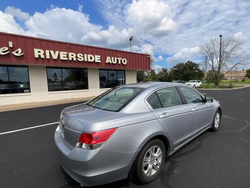 Alabaster Silver Metallic 2008 Honda Accord LX-P