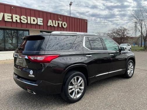 Sable Brown Metallic 2018 Chevrolet Traverse High Country