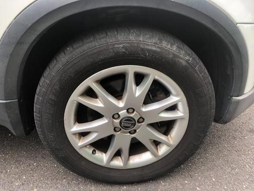 2005 Volvo XC90 V8 for sale in Philadelphia, PA - image 15