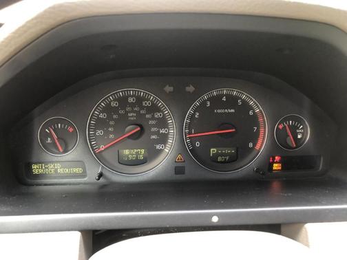 2005 Volvo XC90 V8 for sale in Philadelphia, PA - image 17