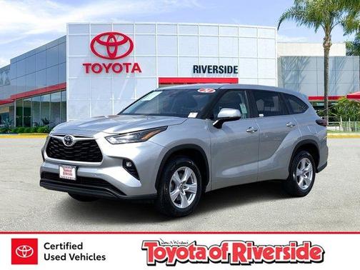 2024 Toyota Highlander LE