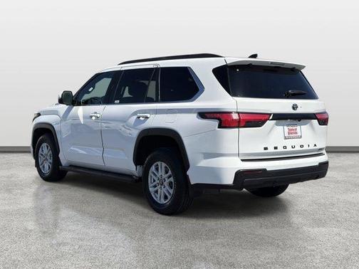 Ice 2025 Toyota Sequoia SR5