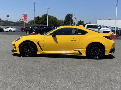 YUZU 2026 Toyota GR86 Yuzu Edition