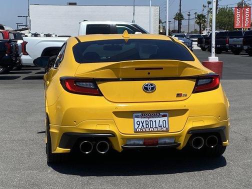 YUZU 2026 Toyota GR86 Yuzu Edition