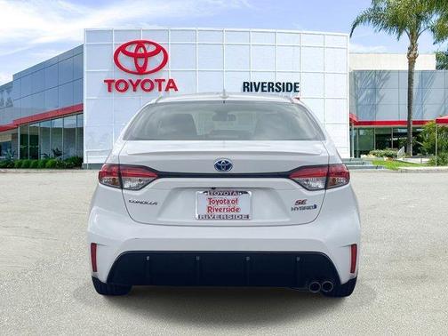 2024 Toyota Corolla Hybrid SE
