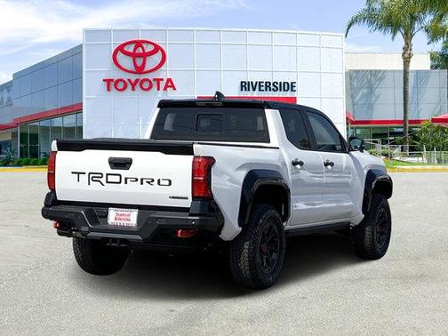 2025 Toyota Tacoma Hybrid TRD Pro